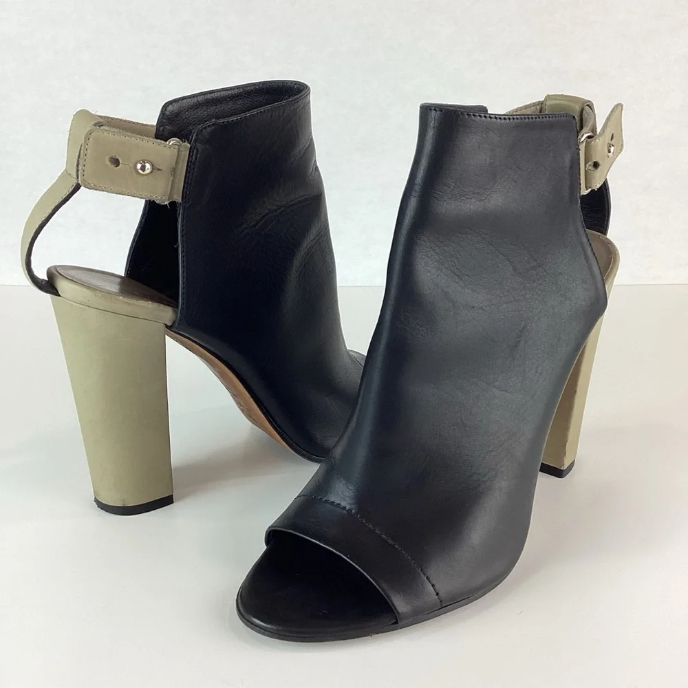 Vince Addison Peep Toe Black Leather Bootie | 8